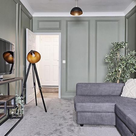 Stylish & Modern Apartment - Southend Stays Exterior photo